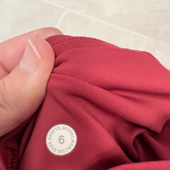 Lululemon Fast and Free Crop II Leggings Nulux 19’’ in Chianti Size 6 - Picture 8 of 13